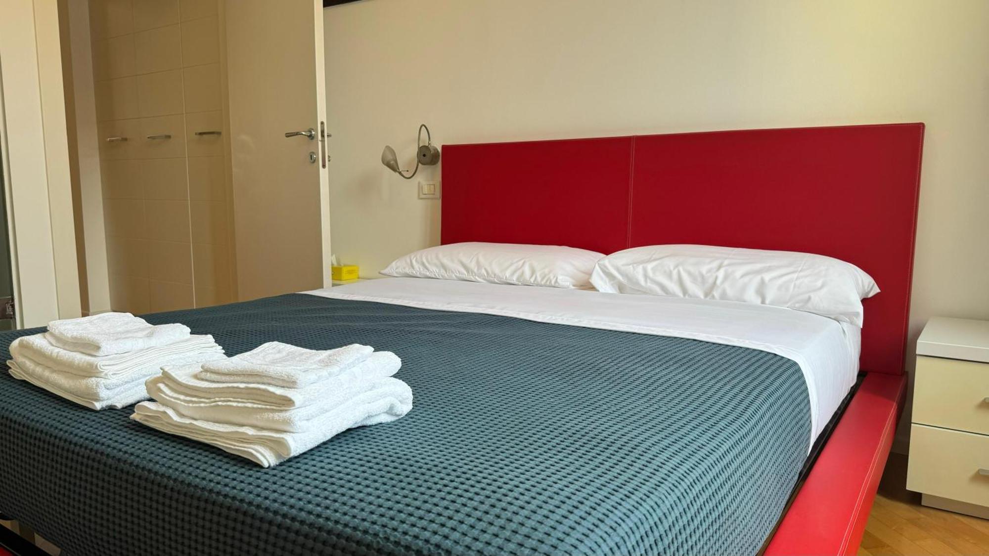 Travelers' House - Metro M4 - Linate - Citta Studi Appartement *